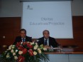 Hermnio Loureiro, presidente da autarquia, e Isidro Figueiredo, vereador do pelouro da educao ( esq)
