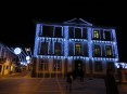 Iluminao de Natal na rua Bento carqueja e no edifcio da Cmara Municipal de Oliveira de Azemis 