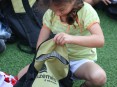 Entrega de kits escolares na EB1 da Areosa, no Pinheiro da Bemposta